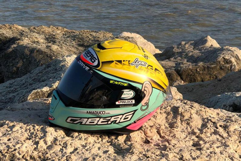 ROCCOLI AD IMOLA IN ONORE DI PANTANI CON UN CASCO SPECIALE